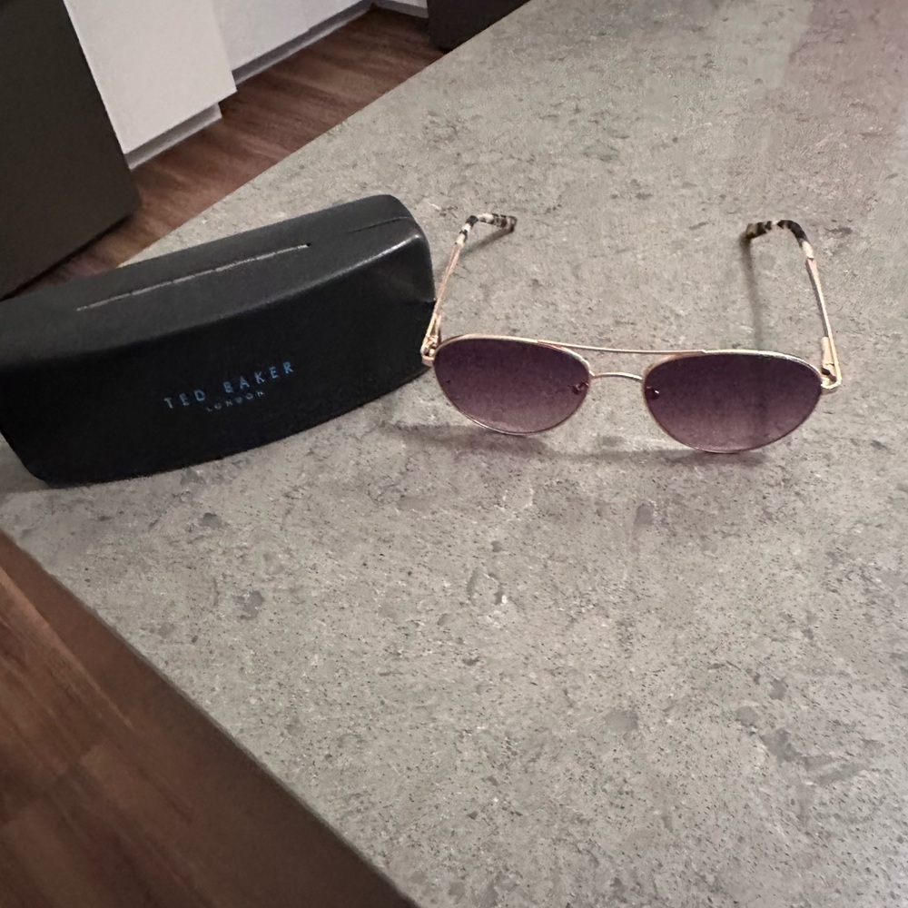 Ted Baker Gold and Aviator Sunglasses Tortoise LIKE NEW